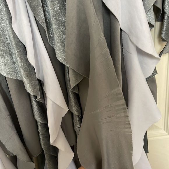 Costume. Girls size medium. See pictures! Used condition! - Picture 8 of 12